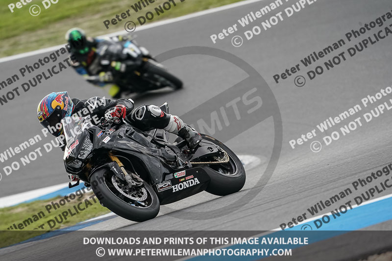 estoril;event digital images;motorbikes;no limits;peter wileman photography;portugal;trackday;trackday digital images